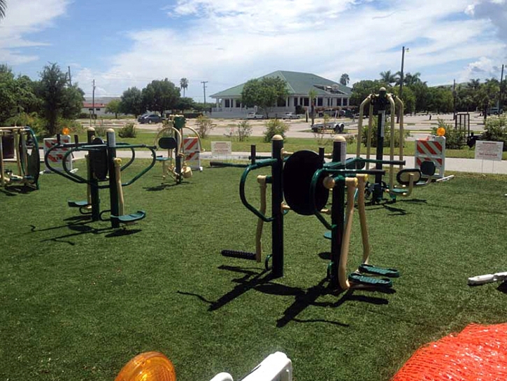 Green Lawn Fountain, Colorado Playground Safety, Parks